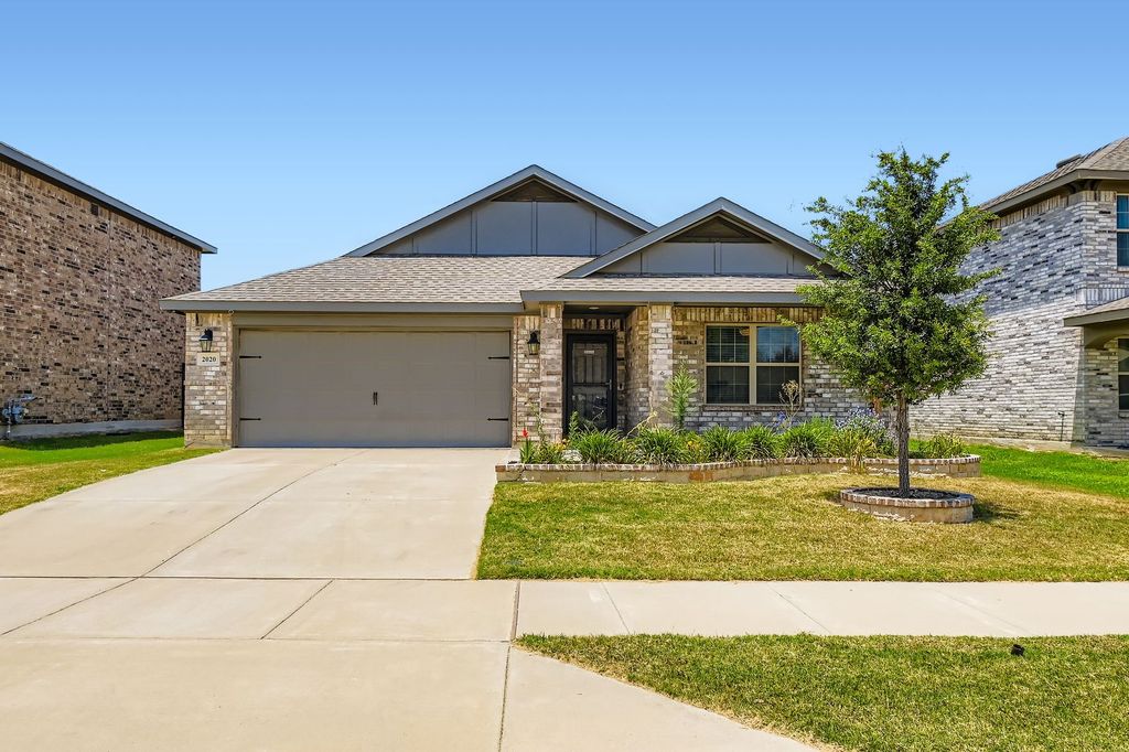 2020 Sun Star Drive, Haslet, TX 76052