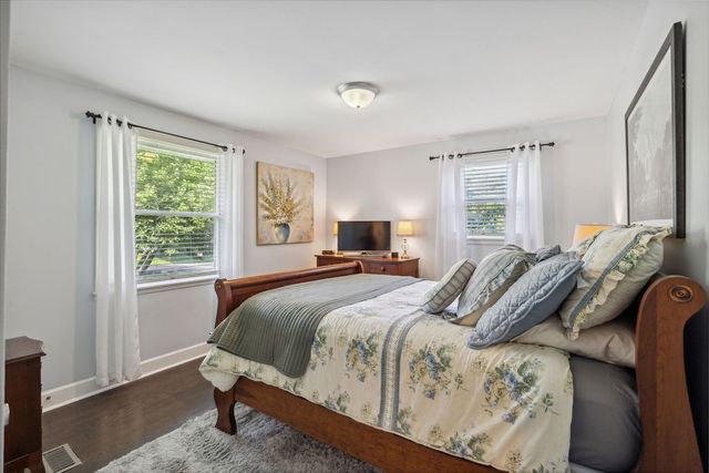 540 Brewer Dr, Nashville, TN 37211