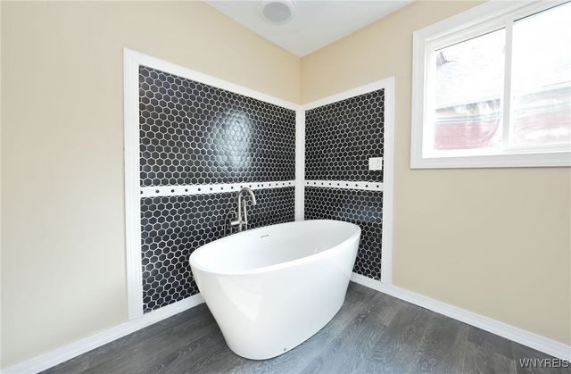 1349 Mckinley Parkway, Lackawanna, NY 14218