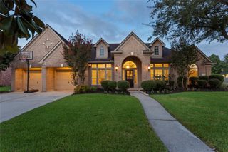 1800 Sandy Lake Drive, Friendswood, TX 77546
