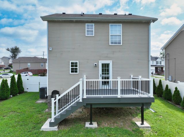 104 Parker Dr, Antioch, TN 37013