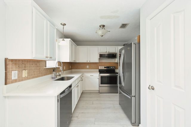 104 Parker Dr, Antioch, TN 37013