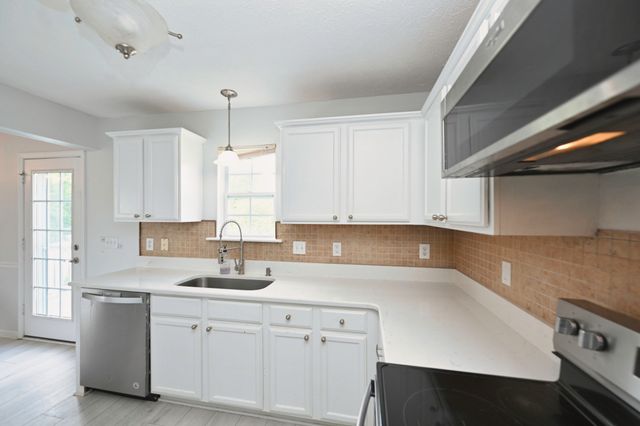 104 Parker Dr, Antioch, TN 37013