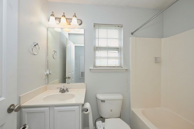 104 Parker Dr, Antioch, TN 37013