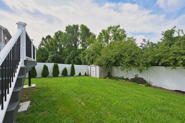 104 Parker Dr, Antioch, TN 37013