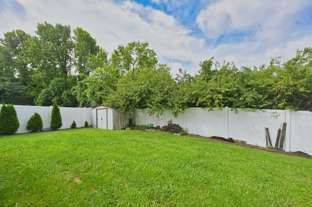 104 Parker Dr, Antioch, TN 37013