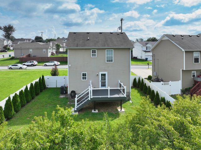 104 Parker Dr, Antioch, TN 37013