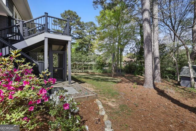 677 Hillandale Circle SW, Marietta, GA 30064