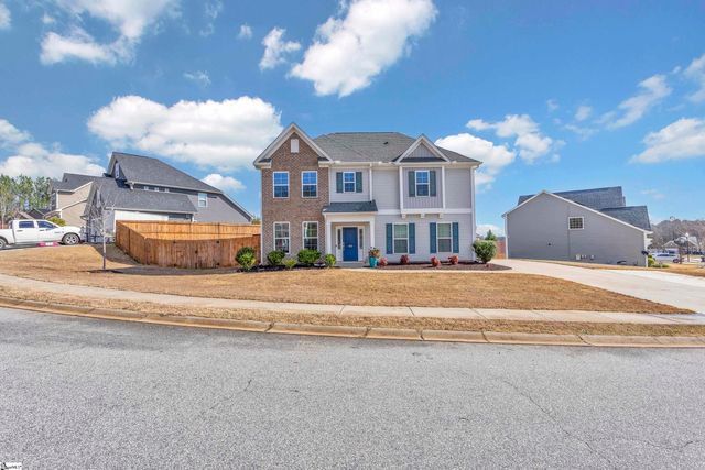 123 W Pyrenees Drive, Lyman, SC 29365