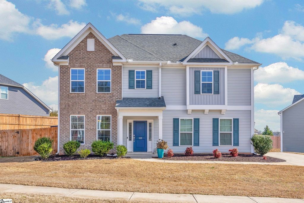 123 W Pyrenees Drive, Lyman, SC 29365
