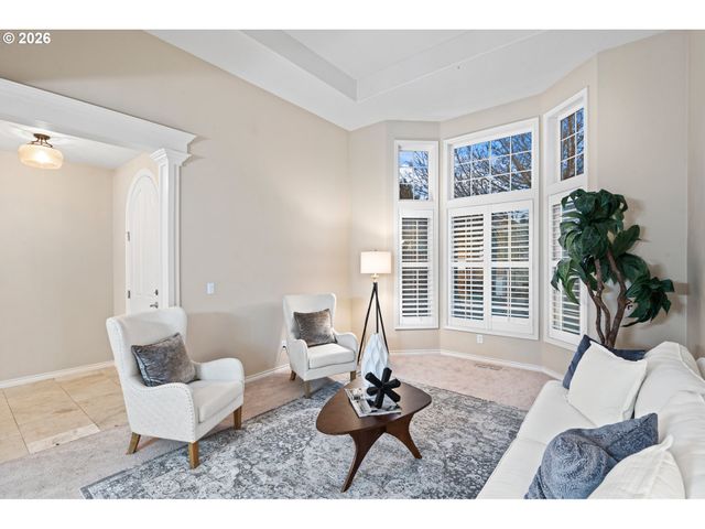 14992 Sw LOOKOUT Dr, Portland, OR 97224