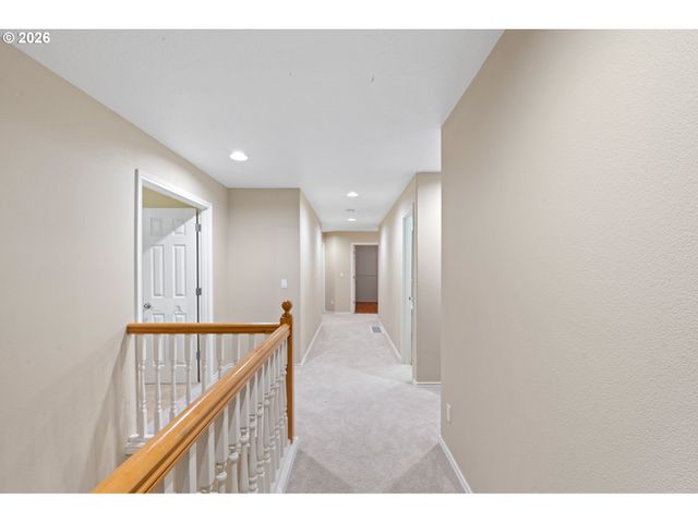 14992 Sw LOOKOUT Dr, Portland, OR 97224