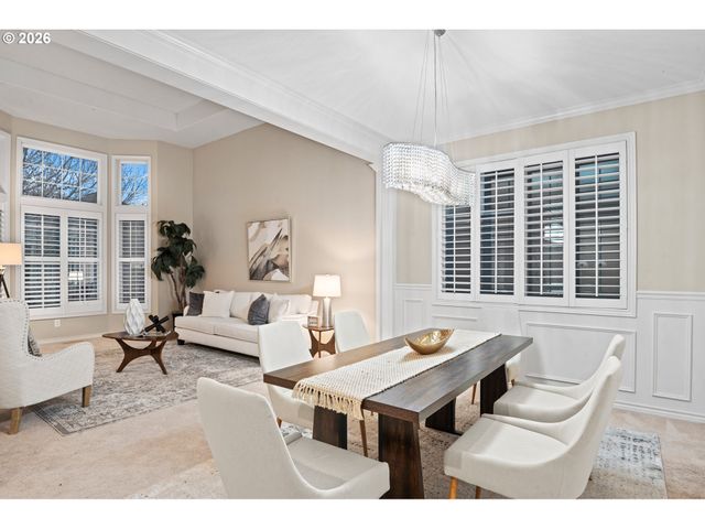 14992 Sw LOOKOUT Dr, Portland, OR 97224