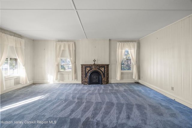 242 Main St Street, Germantown, NY 12526