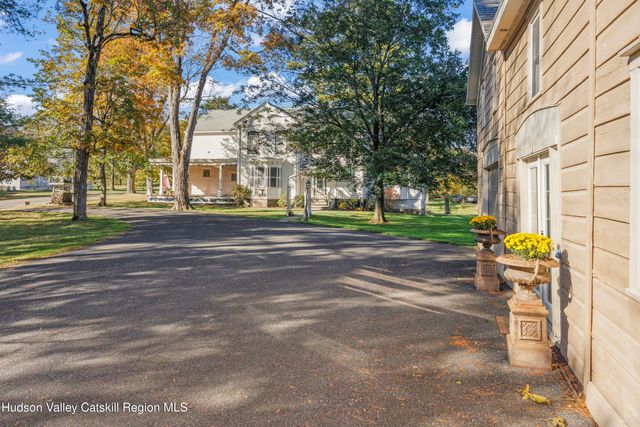 242 Main St Street, Germantown, NY 12526