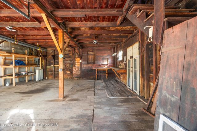 242 Main St Street, Germantown, NY 12526