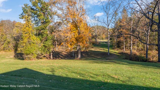 242 Main St Street, Germantown, NY 12526