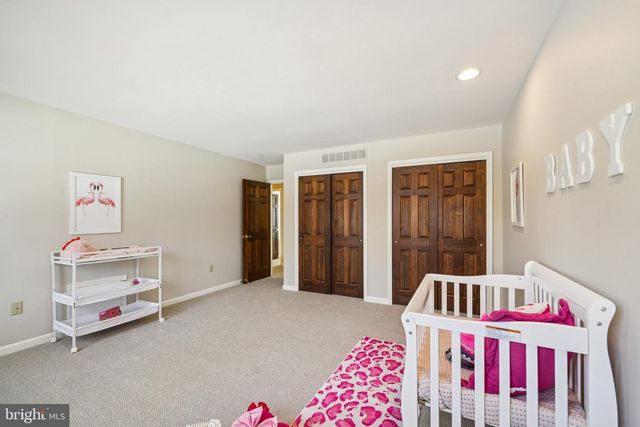 2 BITTERSWEET DR, West Chester, PA 19382