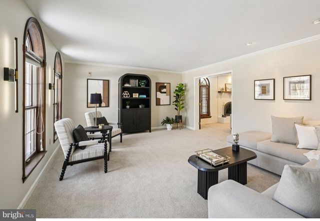 2 BITTERSWEET DR, West Chester, PA 19382