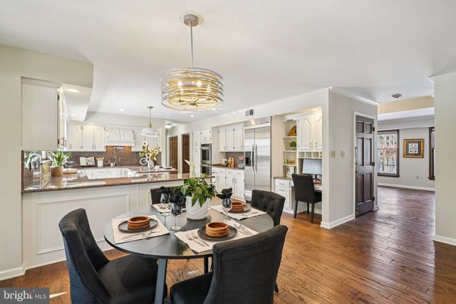 2 BITTERSWEET DR, West Chester, PA 19382