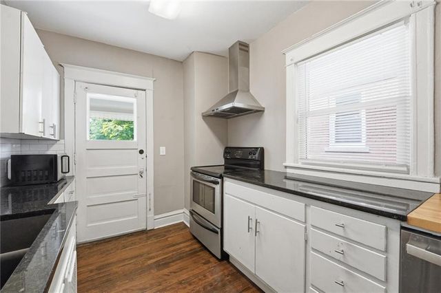 3836 Wyandotte Street, Kansas City, MO 64111