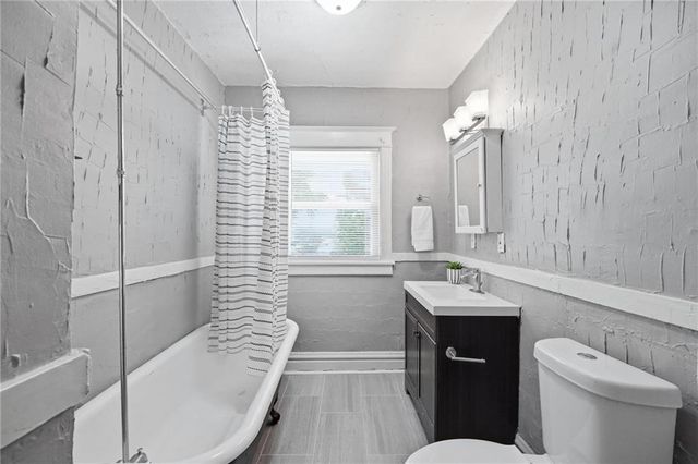 3836 Wyandotte Street, Kansas City, MO 64111