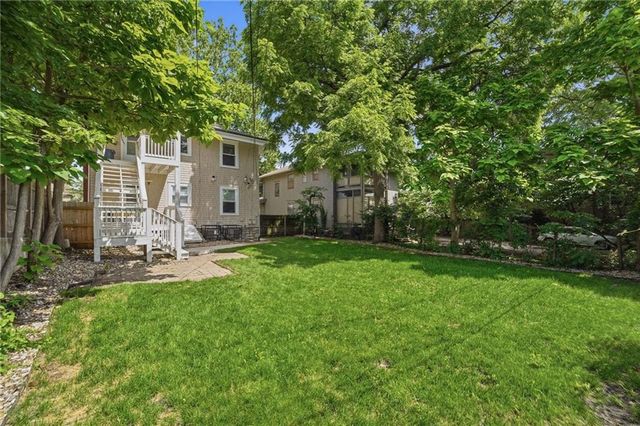 3836 Wyandotte Street, Kansas City, MO 64111