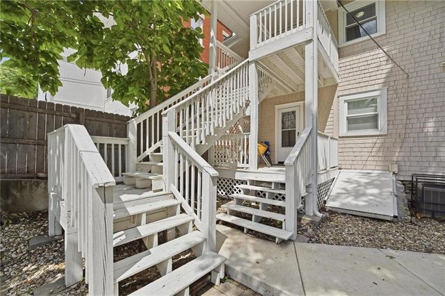 3836 Wyandotte Street, Kansas City, MO 64111