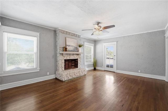 3836 Wyandotte Street, Kansas City, MO 64111