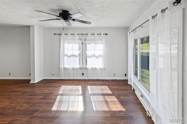 347 Brookside Drive, Caseyville, IL 62232