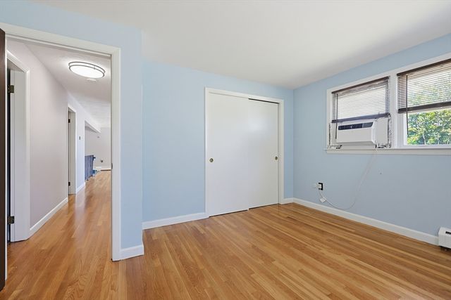 5 Rainville Ave, Fitchburg, MA 01420