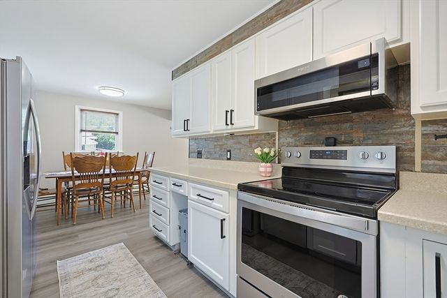 5 Rainville Ave, Fitchburg, MA 01420