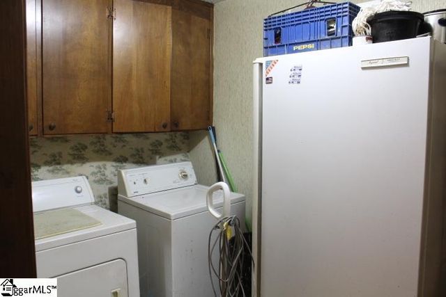 300 Marion Place, Clinton, SC 29325