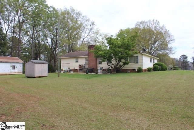 300 Marion Place, Clinton, SC 29325