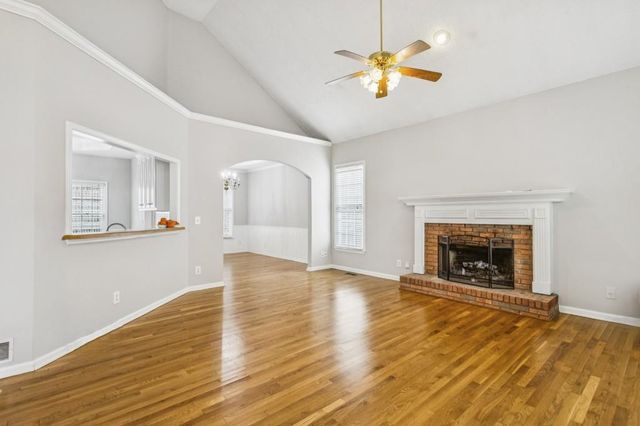 1762 Ascot NW Run, Acworth, GA 30102