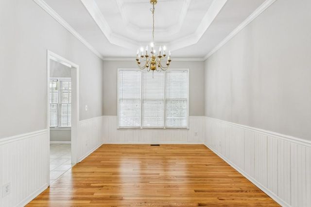 1762 Ascot NW Run, Acworth, GA 30102