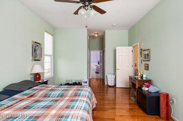 54 Bunker Hill Drive, Allentown, NJ 08501