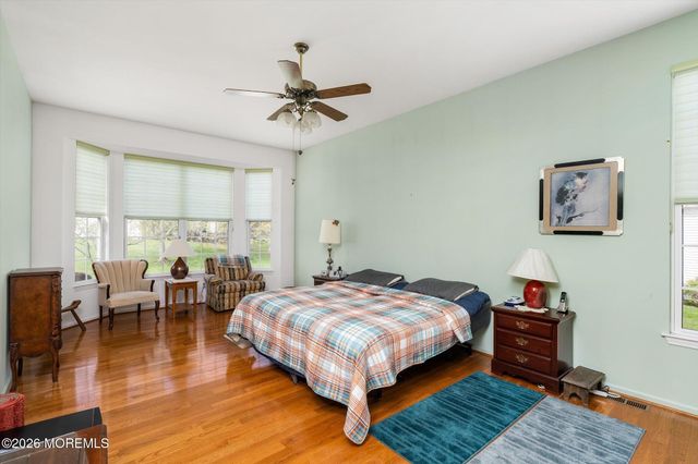 54 Bunker Hill Drive, Allentown, NJ 08501