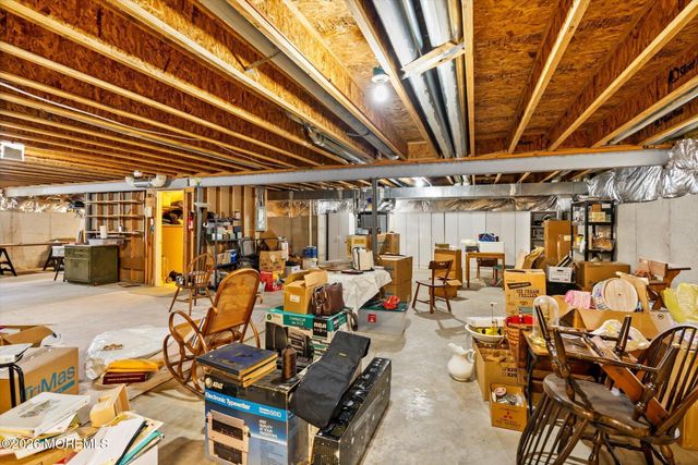 54 Bunker Hill Drive, Allentown, NJ 08501