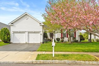 54 Bunker Hill Drive, Allentown, NJ 08501