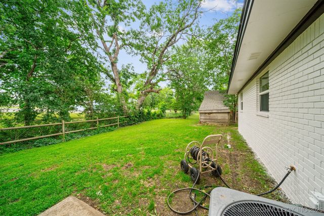 602 S Sunset Drive, Claremore, OK 74017