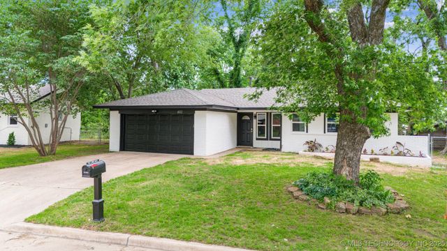 602 S Sunset Drive, Claremore, OK 74017