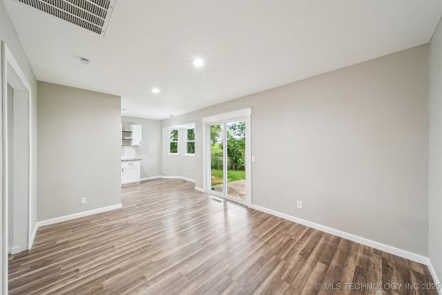 602 S Sunset Drive, Claremore, OK 74017
