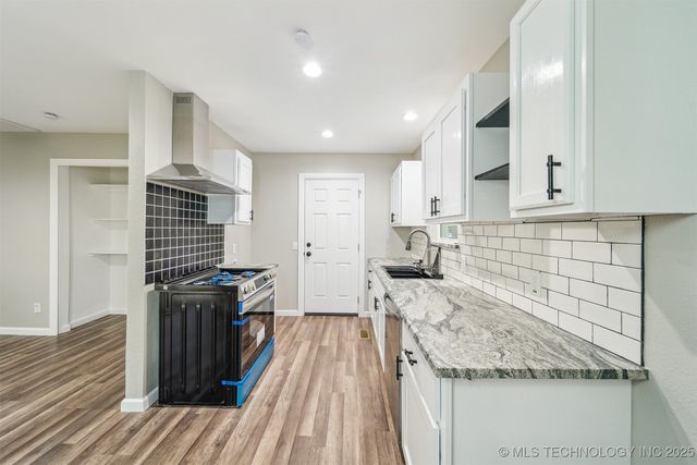 602 S Sunset Drive, Claremore, OK 74017