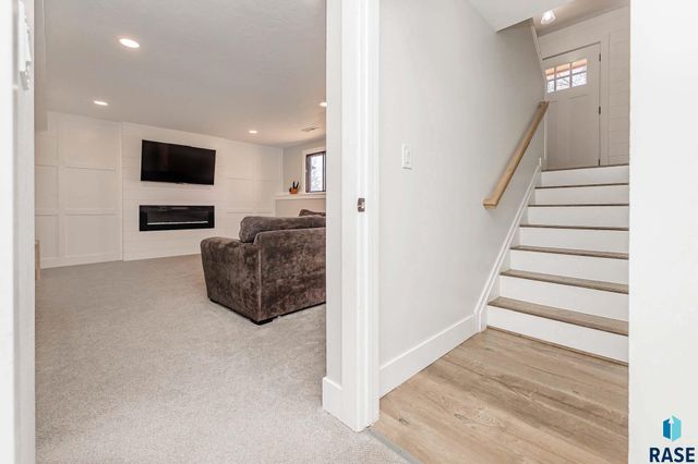 2804 S Melanie Ln Lane, Sioux Falls, SD 57103