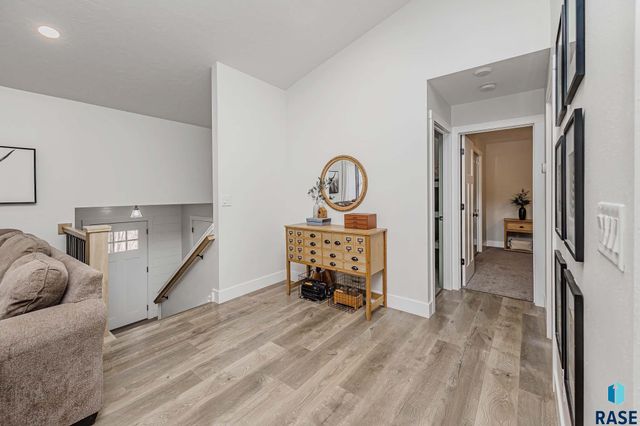 2804 S Melanie Ln Lane, Sioux Falls, SD 57103