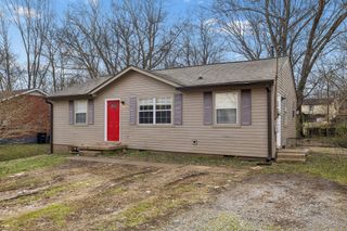 1554 Cherry Tree Dr, Clarksville, TN 37042