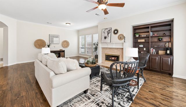 2101 Fleming Drive, Mckinney, TX 75072