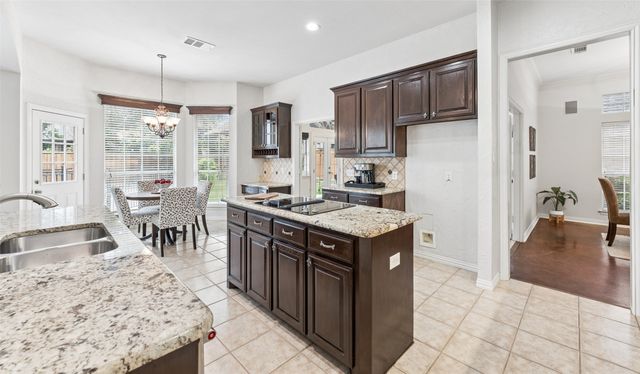 2101 Fleming Drive, Mckinney, TX 75072