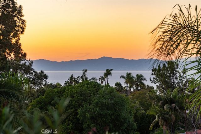 1419 Via Mateo, Palos Verdes Estates, CA 90274